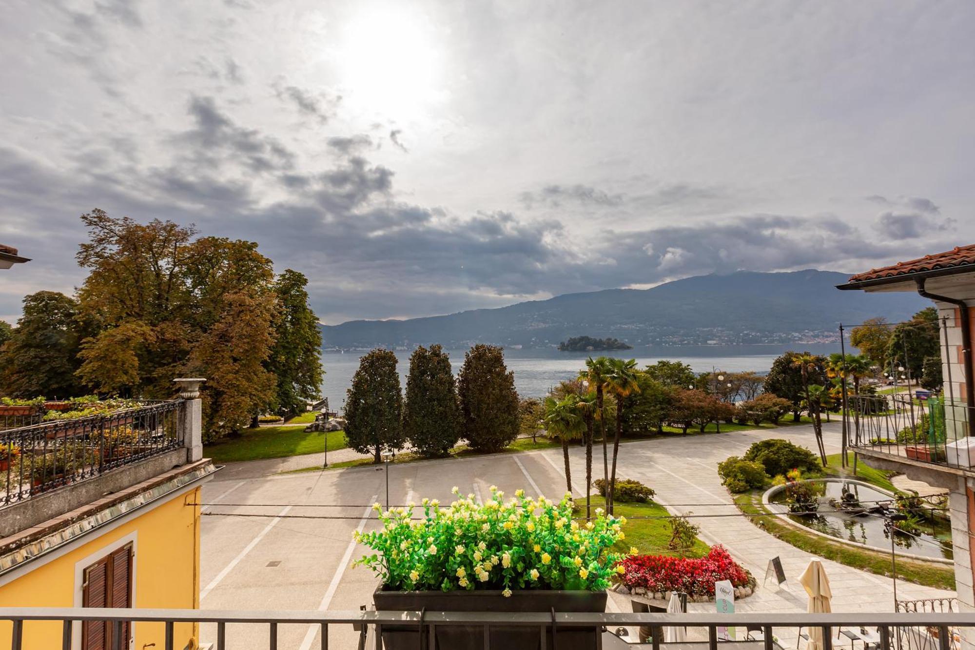 Hotel Novara Verbania Exterior foto